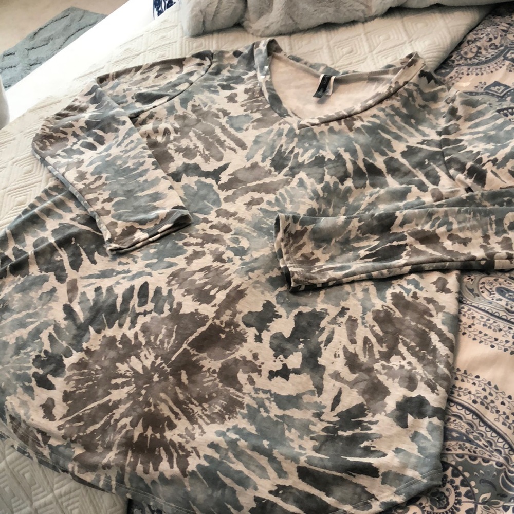 Glitzy Girls Tye Dye Top